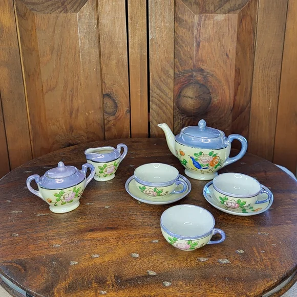 Hand-Painted Floral Luster Ware Tea Set in Lavender and Cream - Picture 3 of 12